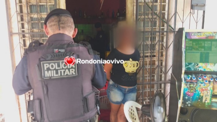 ANACONDAS: Jovem é presa acusada de tráfico de drogas em bar próximo da rodoviária