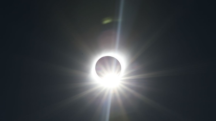 ECLIPSE SOLAR: Fenômeno de 14 de dezembro poderá ser visto parcialmente no Brasil