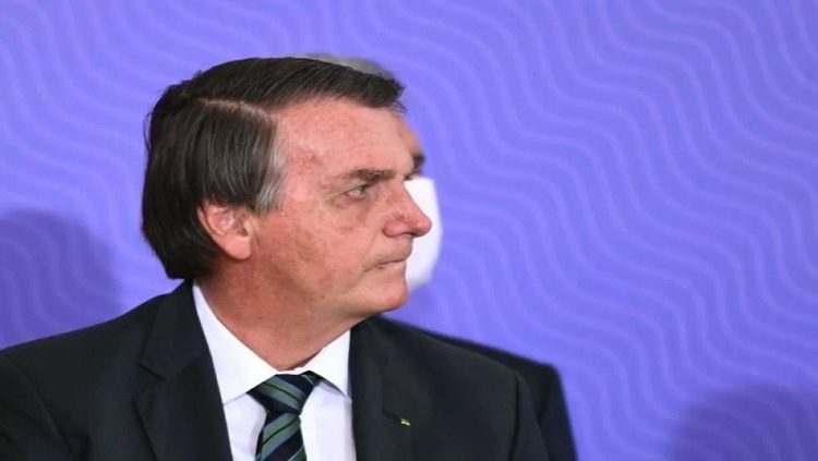 PRESIDENTE: 'Forças Armadas são a grande base do governo', defende Bolsonaro