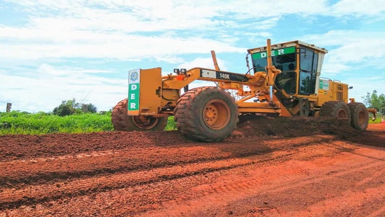 RO-377: Serviços de correção garantem trafegabilidade no Vale do Guaporé