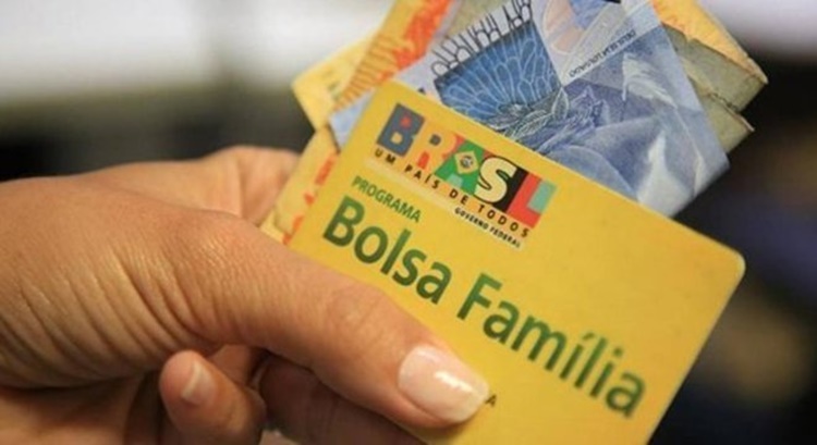 SEM AGLOMERAÇÃO: Governo Federal suspende procedimentos operacionais do bolsa família