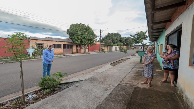 SANEAMENTO: Prefeito visita obras no bairro Flamboyant, Lagoa e Ginásio Vinícius Dannin