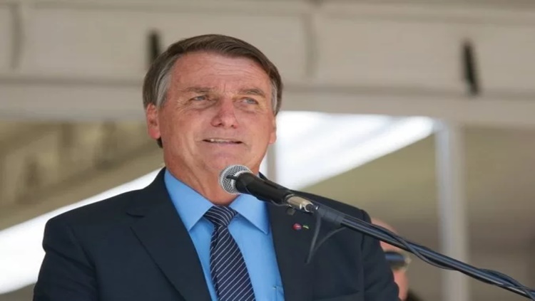 NEGAÇÃO: Bolsonaro contradiz fatos e diz que nunca se referiu à covid-19 como 'gripezinha'