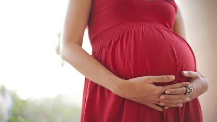 COVARDIA: Grávida tem dente quebrado ao ser surrada com socos pelo marido