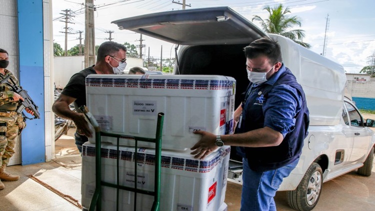 IMUNIZANTES: Rondônia recebe 28.900 doses da vacina contra a covid-19