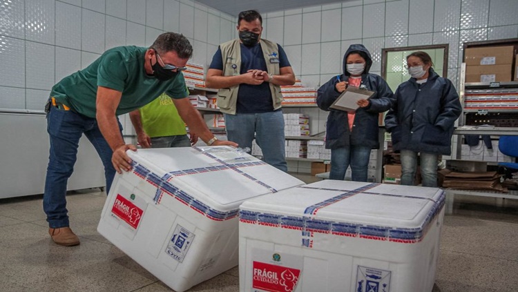 CORONAVAC: Rondônia recebe 13.200 doses da vacina contra a covid-19