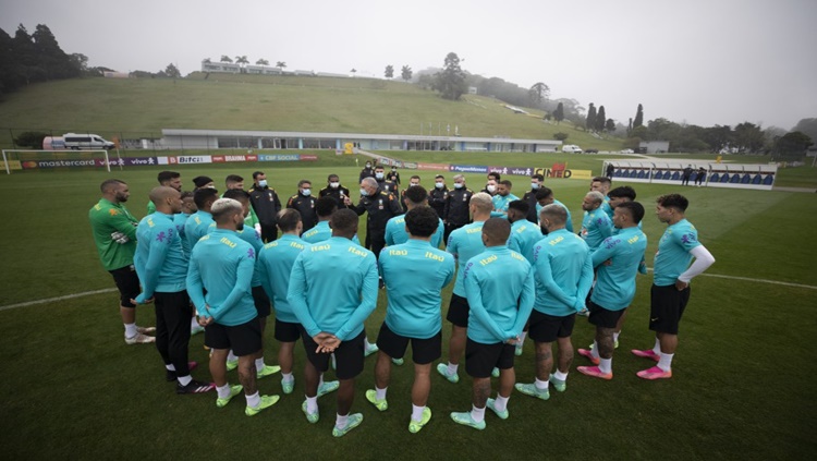 ELIMINATÓRIAS: Tite convoca Seleção Brasileira para jogos contra Chile, Argentina e Peru