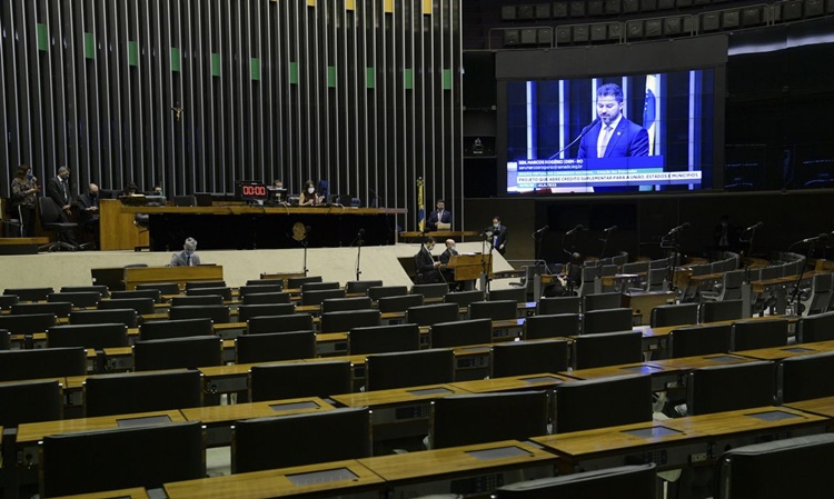 MUDANÇAS: Senado aprova, com alterações, a Medida Provisória do saque do FGTS