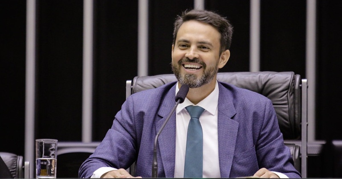 EMPRÉSTIMOS: Projeto de Léo Moraes que proíbe cobrar juros diferentes repercute nacionalmente