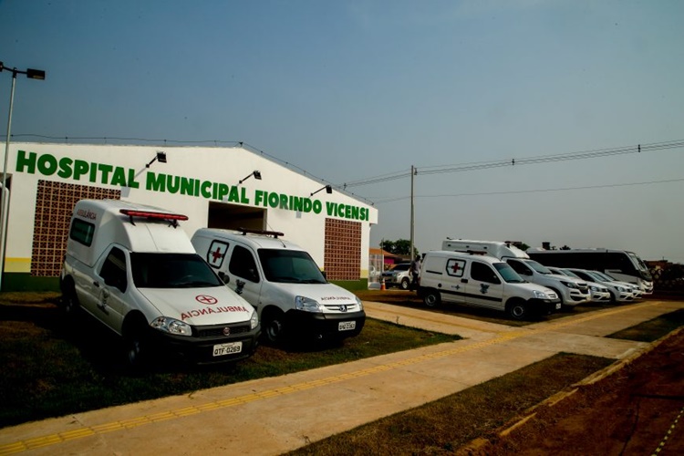 SERINGUEIRAS: Hospital é instalado para reforçar atendimento aos pacientes com Covid-19