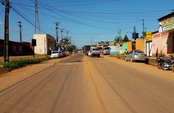 INSEGURANÇA - Comunidade vive rotina de assaltos na zona norte da capital