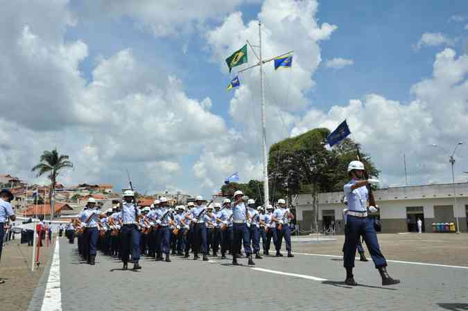 AERONÁUTICA: Escola Preparatória de Cadetes tem surto de Covid-19 entre estudantes