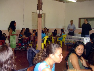 Curso garante emprego e renda para mulheres do bairro Nacional 