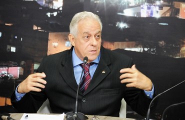 ELEIÇÕES 2012 - José Augusto mostra propostas em programas de TV