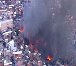 Incêndio volta a atingir favela de Paraisópolis e destrói barracos