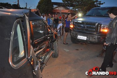 Adolescente avança preferencial e causa acidente