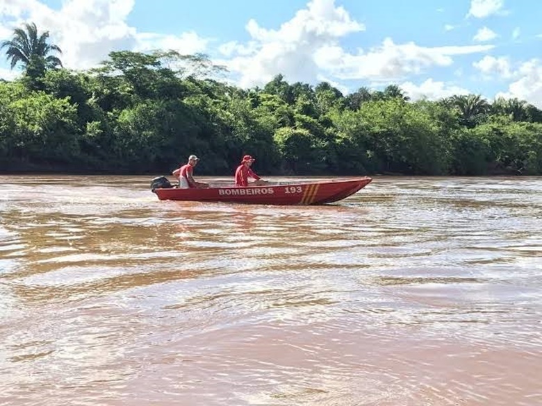 BUSCAS: Pescador desaparecido no rio Madeira pode ter sido atacado por cobra ou jacaré