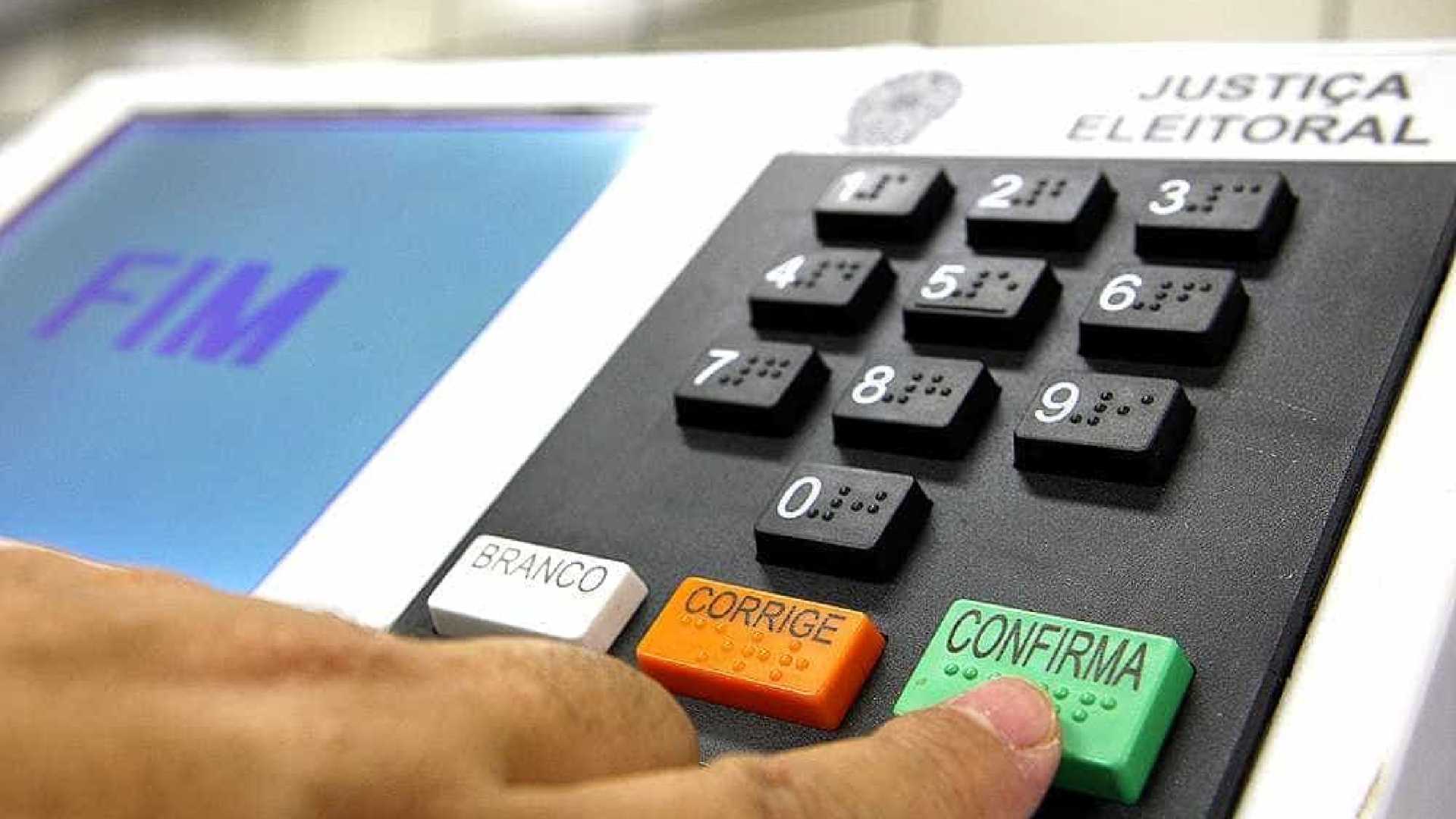 ARRECADAÇÃO: 'Vaquinhas' rende R$ 1,3 milhões a presidenciáveis