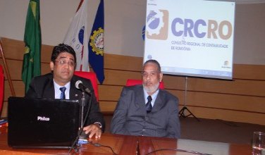 Juiz fala em seminário do CRC e exalta as funções da Justiça Eleitoral