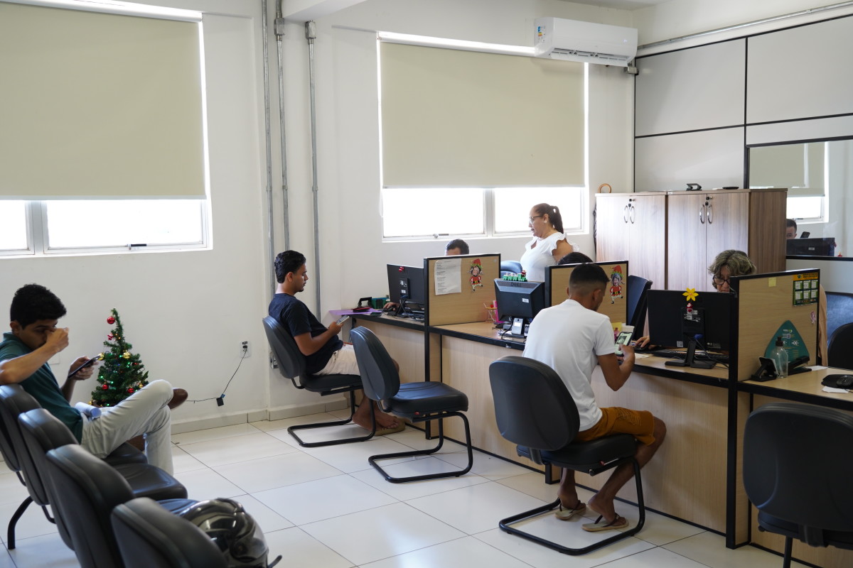OPORTUNIDADE: Sine Municipal disponibiliza mais 102 vagas de emprego na capital