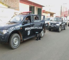 Após flagrar professor com droga, COE prende casal por tráfico