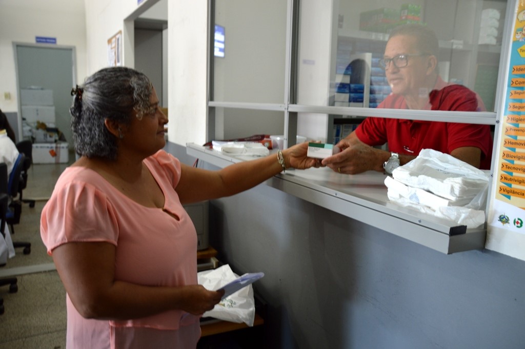 MAIS DE R$ 2 MILHÕES: Secretaria de Saúde antecipa repasses para compra de medicamentos