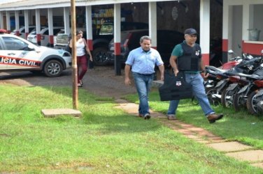 Vereador foragido se entrega à Polícia Civil