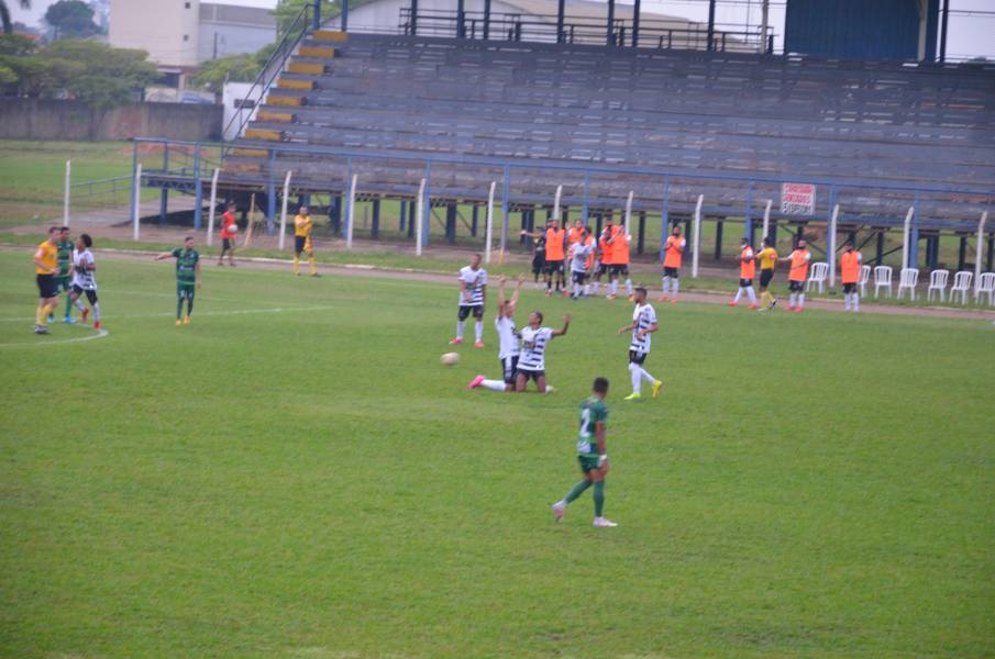 TUDO IGUAL: No Portal da Amazônia, Vilhenense abre o placar, mas acaba cedendo o empate