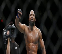 UFC frustra Jacaré e confirma Romero em disputa de cinturão