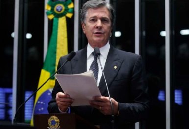 Cassado em 1992, Collor diz que impeachment não é golpe