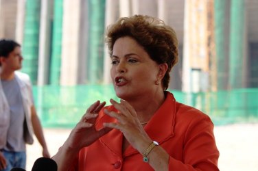 Dilma veta reajuste no Imposto de Renda