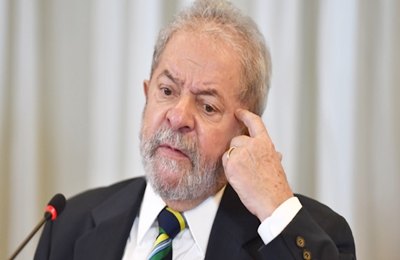 Moro diz a Supremo que grampo teve como alvo compadre de Lula não seus advogados