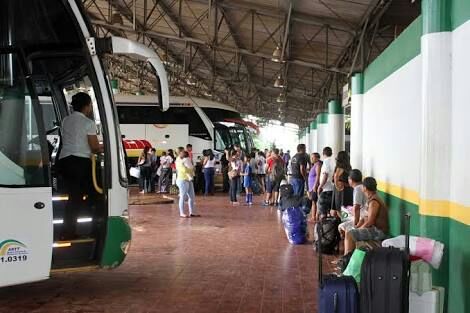 NO ÔNIBUS: Foragido é preso ao furtar mulher em viagem do Acre para Rondônia