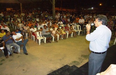 Cahulla assina ordem de serviço de asfaltamento da Zona Leste da Capital