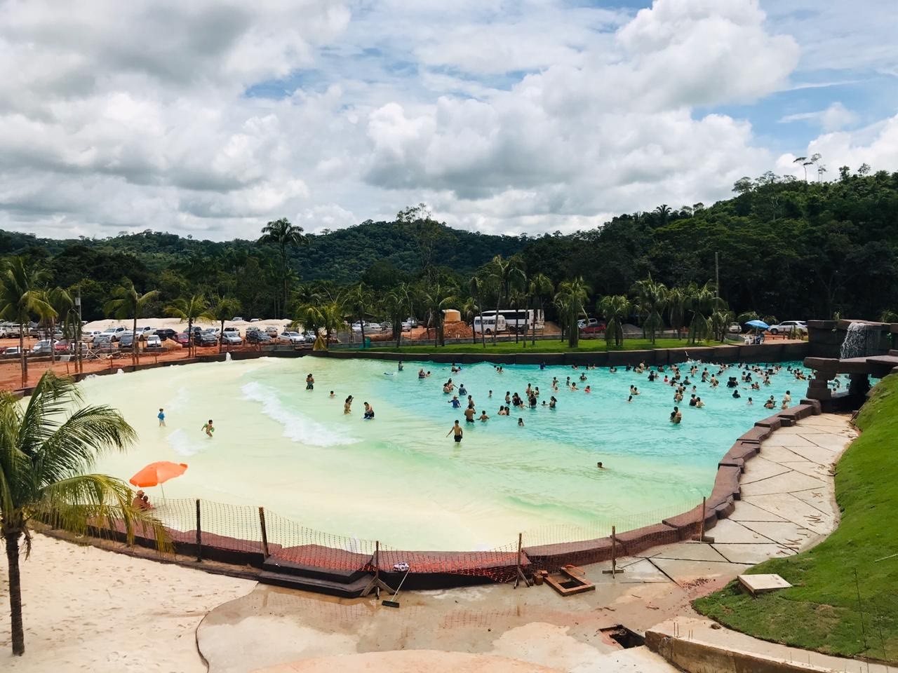 TURISMO REGIONAL: Divirta-se na nova Piscina de Ondas do Vale das Cachoeiras com a Amazônia Adventure