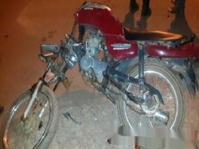 Motociclista fica gravemente ferido em choque com caminhonete