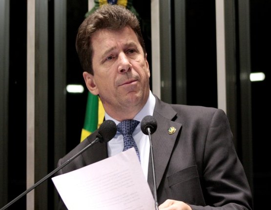 NOTA: Senador Ivo Cassol