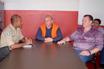 Dr. Neidson recebe garantias por parte do DER para obras 