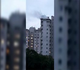 SUSTO: Princípio de incêndio em condomínio de luxo mobiliza bombeiros - VÍDEO