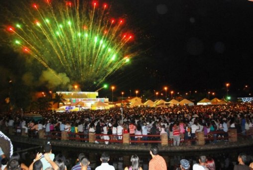 Venha se divertir no Reveillon da Luz em Ouro Preto do Oeste 