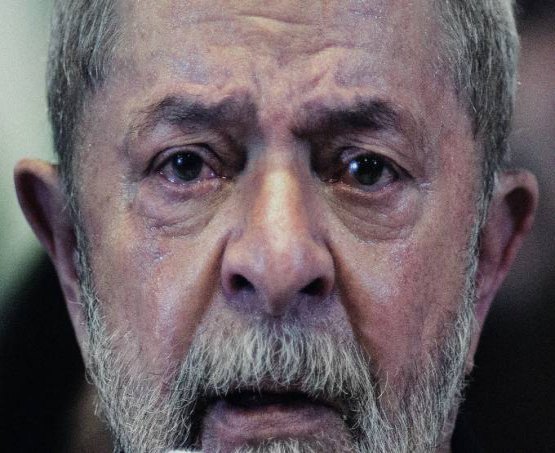 Ex-presidente Lula tenta evitar divisão do PT