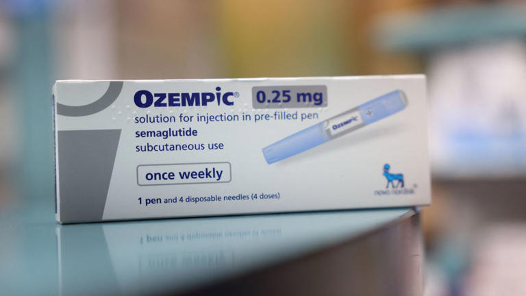 BOCA DE OZEMPIC: Novo efeito colateral do remédio é observado por médica