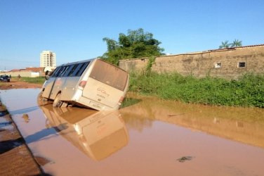 Porto Velho: continuam as mentiras - Por Professor Nazareno*