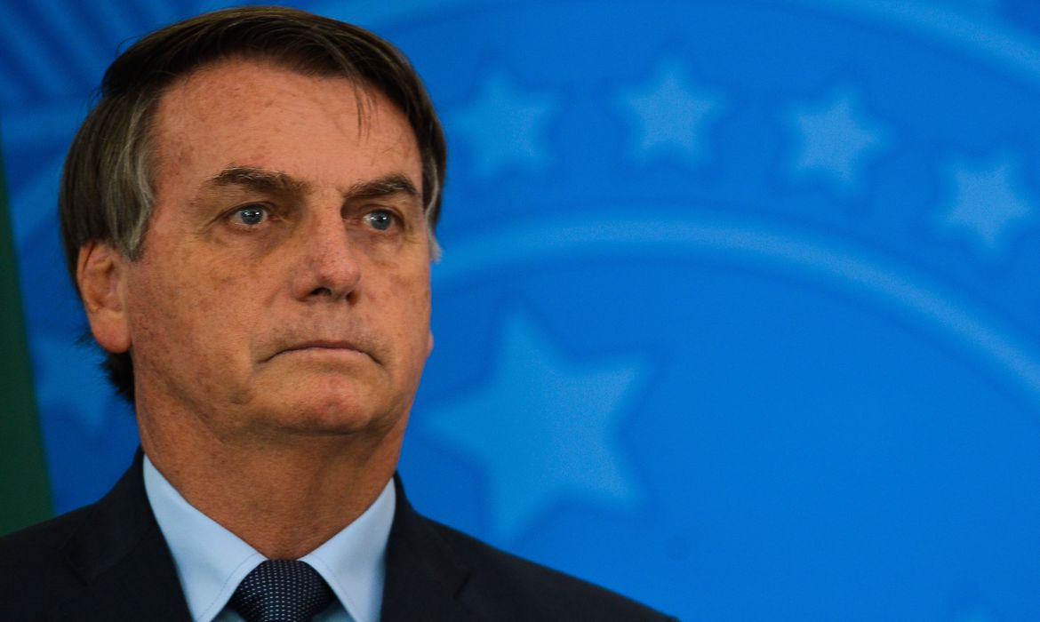 PRESIDENTE: Bolsonaro sanciona com vetos lei da renda básica emergencial