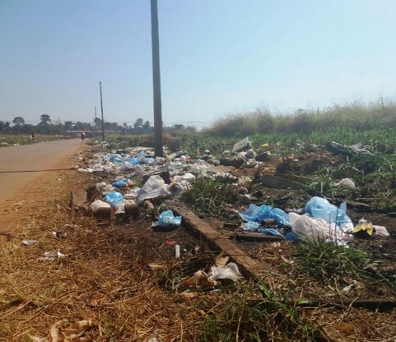 CENA DA CIDADE – Lixão á céu aberto no bairro Tancredo Neves