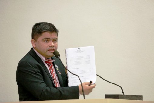 Deputado questiona critérios do governo para abater búfalos