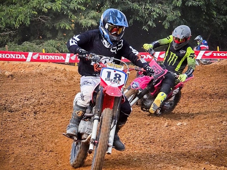 ESTADUAL DE MOTOCROSS: Domingo com 8ª edição do Campeonato de Motocross no Parque de Exposições
