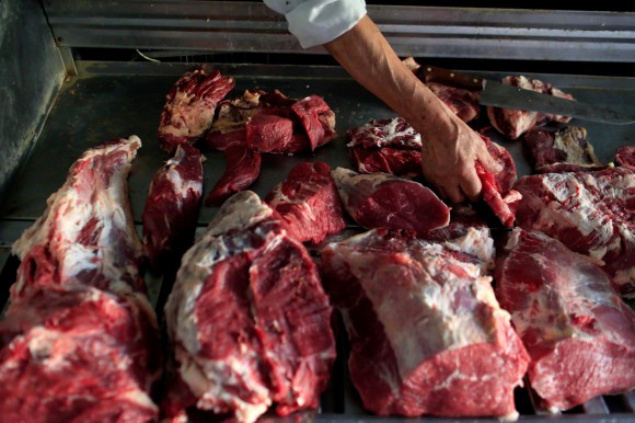 CARNE FRACA: Grupo BRF é investigado por omitir presença de salmonela em carnes