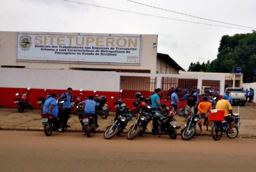 Transporte coletivo: Sindicato afasta greve e aguarda reunião