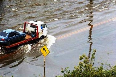 CHEIA – Rio Madeira sobe 12 centímetros em 24 horas e BR-364 volta a ser coberta pela água